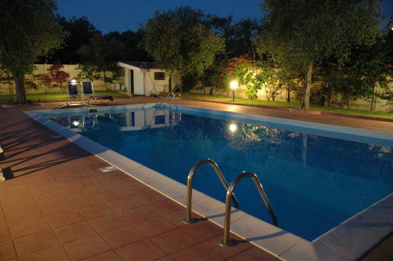 Villa Sarda Сорсо Екстериор снимка